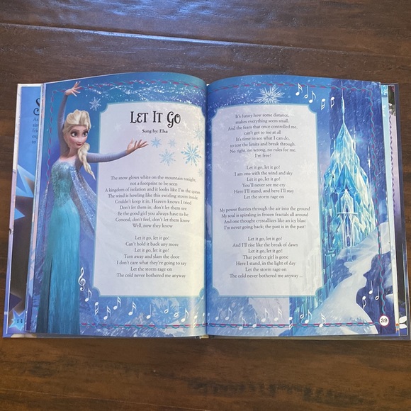 Disney Frozen 3 Book Bundle | Elsa & Anna Fact Book & 2 Kids Story Board Books - Picture 3 of 10